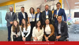 Outliers asiste a SPM Summit en Bogotá.